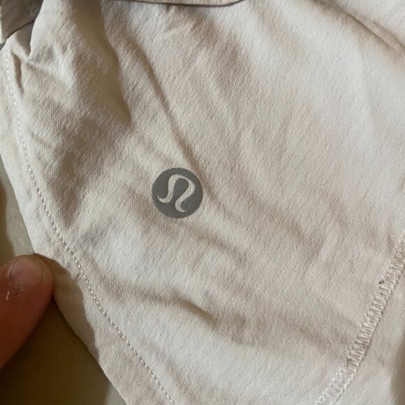 Lululemon White Running Shorts – Size 2 - Picture 3 of 4